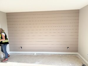 wall painting Edmonton - The Paint Masters (Feature Wall)